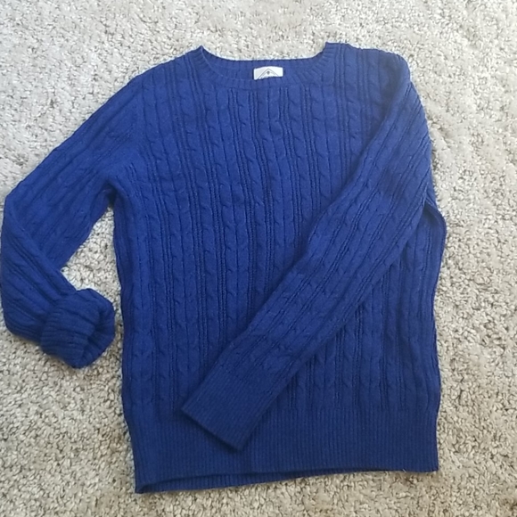 Sweater - Picture 2 of 4